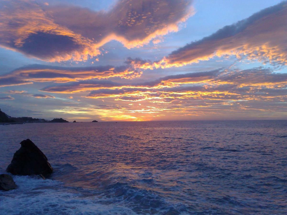 Playa Cotobro La Higuera Apartment Almunecar Luaran gambar